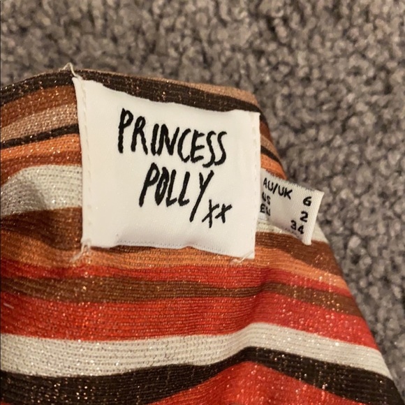 ✨SOLD✨Princess Polly Tie Halter Crop Top - Picture 2 of 5